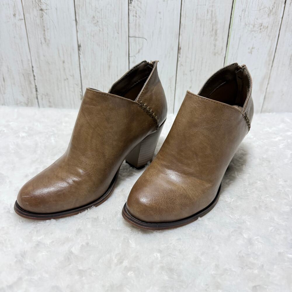 Women’s Brown Ankle Booties Size 6.5 Block Heel Back Zip Casual Shoes